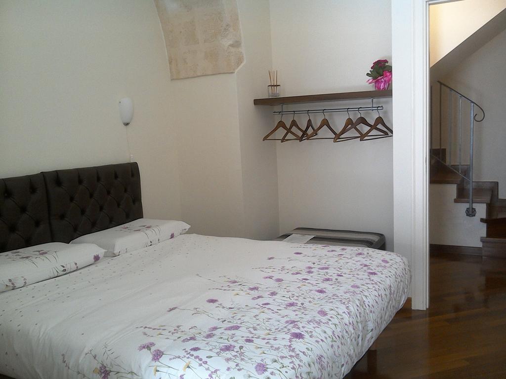 Alla Dimora Di Chiara Suite And Rooms Matera Ngoại thất bức ảnh