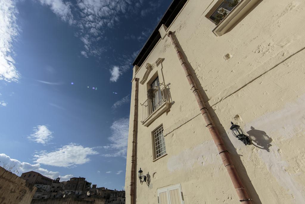 Alla Dimora Di Chiara Suite And Rooms Matera Ngoại thất bức ảnh