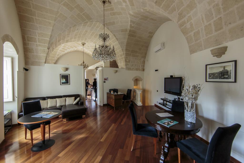 Alla Dimora Di Chiara Suite And Rooms Matera Ngoại thất bức ảnh